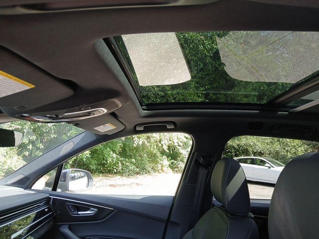 Photo of 2025 Samurai Gray Metallic Audi Q7