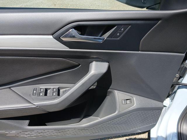 Photo of 2025 Alpine Grey Volkswagen Jetta