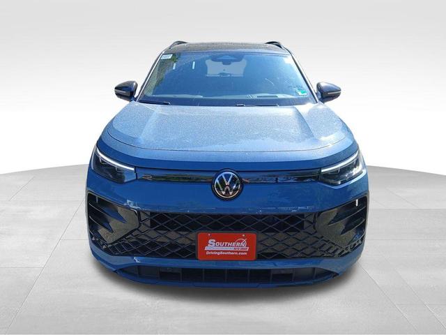 Photo of 2025 Monterey Blue W/Black Roof Volkswagen Tiguan