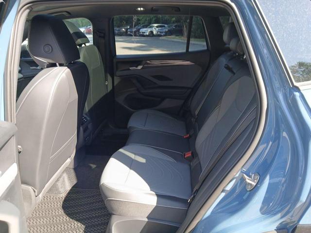 Photo of 2025 Monterey Blue W/Black Roof Volkswagen Tiguan