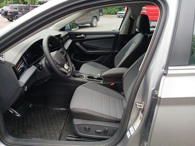 Photo of 2025 Pyrite Silver Metallic Volkswagen Jetta