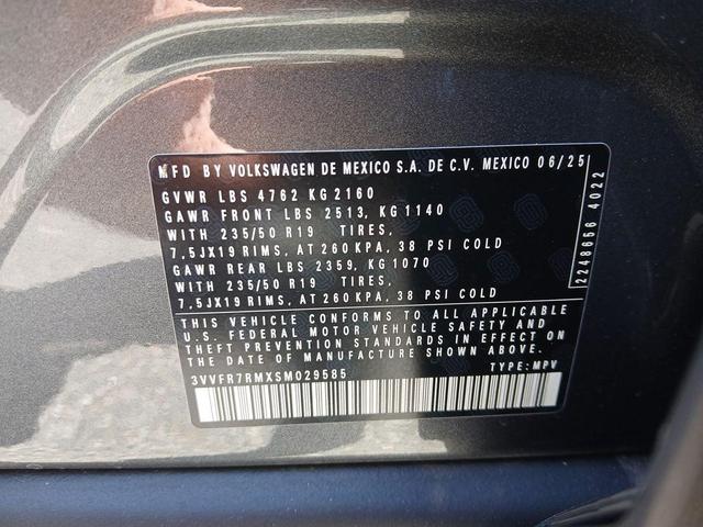 Photo of 2025 Platinum Gray Metallic Volkswagen Tiguan