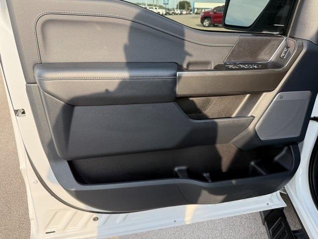 Photo of 2023 Oxford White Ford F-150