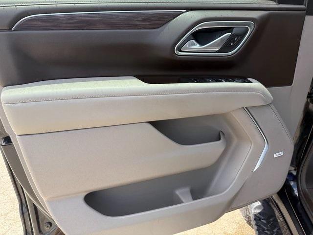 Photo of 2023 Black Chevrolet Tahoe