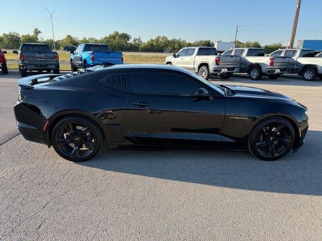 Photo of 2023 Black Chevrolet Camaro