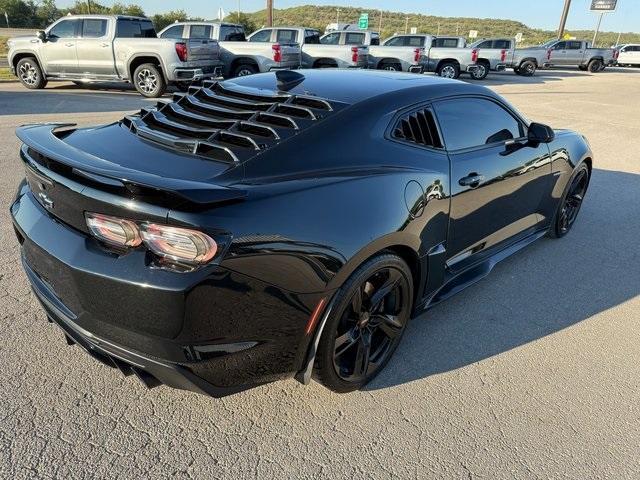 Photo of 2023 Black Chevrolet Camaro
