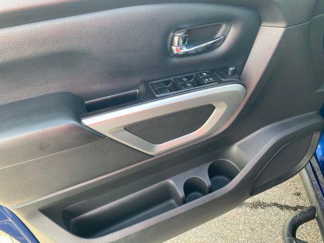 Photo of 2020 Deep Blue Pearl Metallic Nissan Titan XD