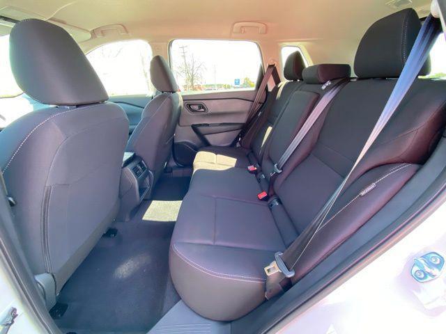 Photo of 2026 Glacier White Nissan Rogue