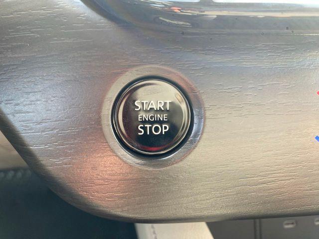 Photo of 2025 Aurora Blue Pearl Metallic/Super Black Nissan Murano