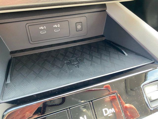 Photo of 2025 Aurora Blue Pearl Metallic/Super Black Nissan Murano