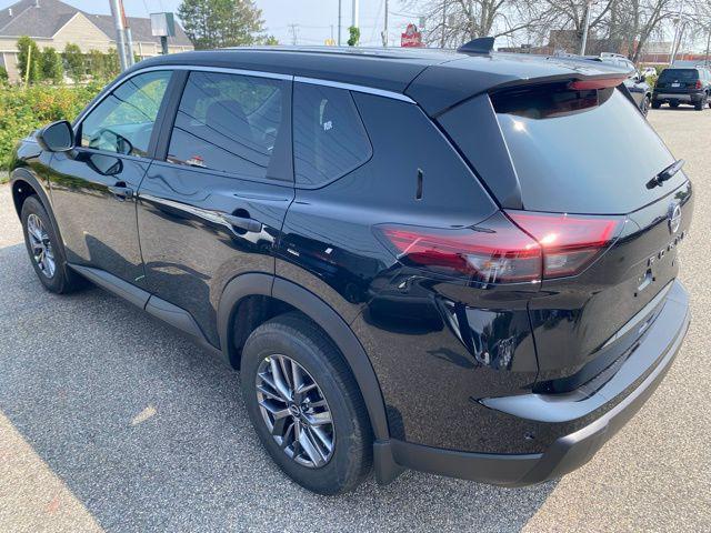 Photo of 2026 Super Black Nissan Rogue