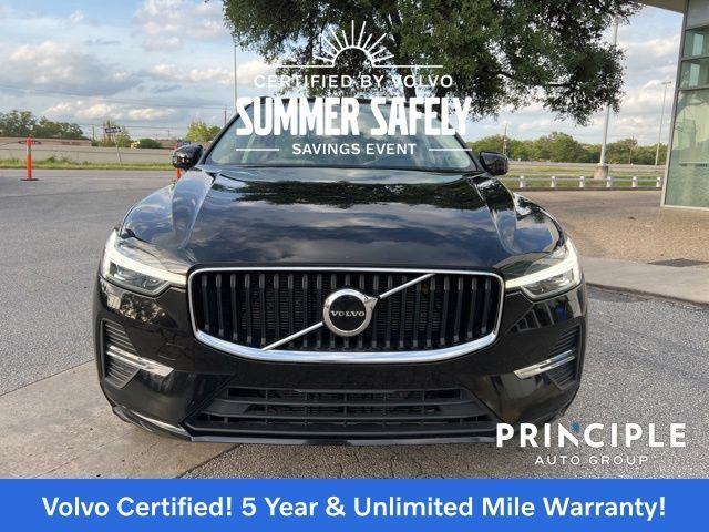 Photo of 2023 Onyx Black Metallic Volvo XC60