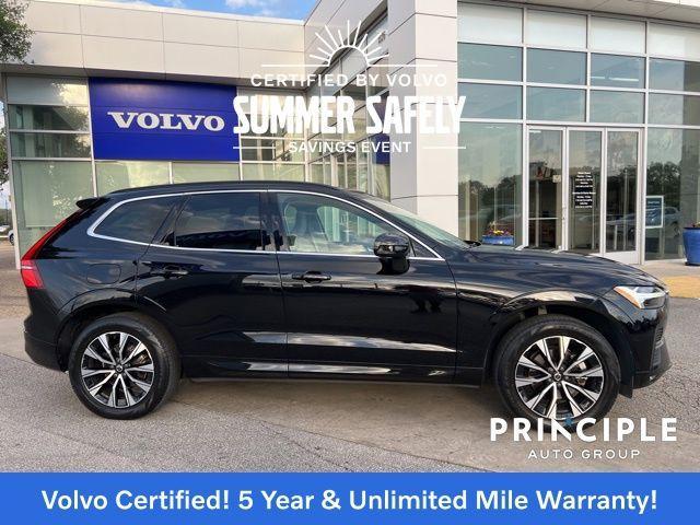 Photo of 2023 Onyx Black Metallic Volvo XC60
