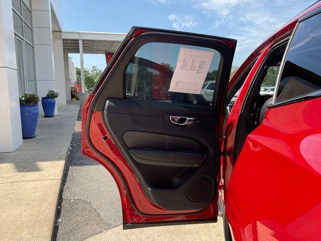 Photo of 2023 Fusion Red Metallic Volvo XC60