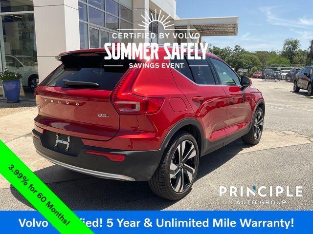 Photo of 2024 Fusion Red Metallic Volvo XC40