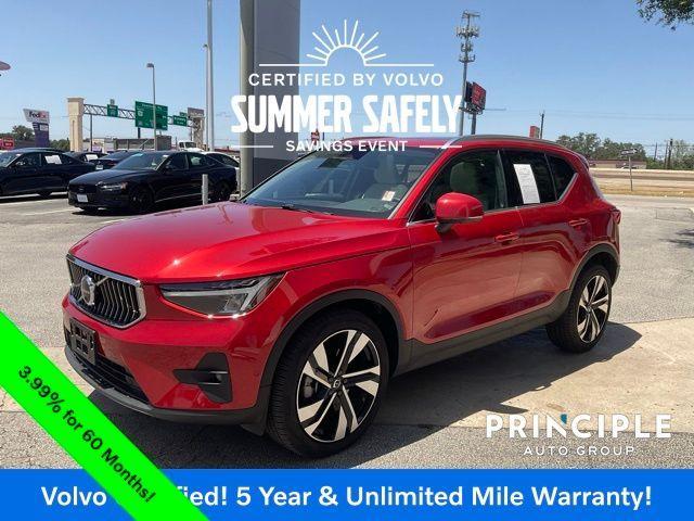 Photo of 2024 Fusion Red Metallic Volvo XC40