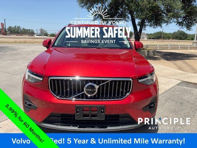 Photo of 2024 Fusion Red Metallic Volvo XC40