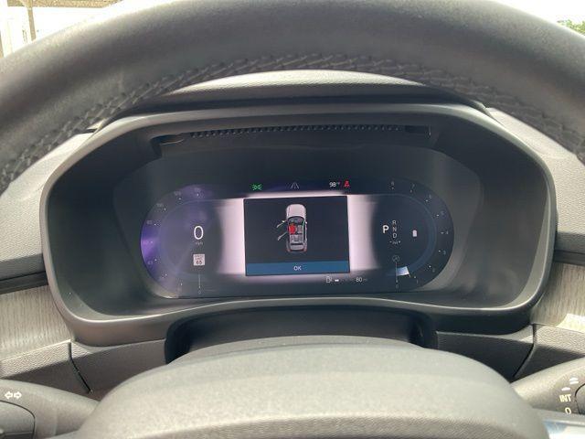 Photo of 2023 Silver Volvo XC40