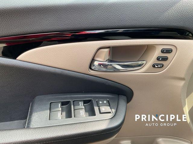 Photo of 2022 Platinum White Pearl Honda Pilot