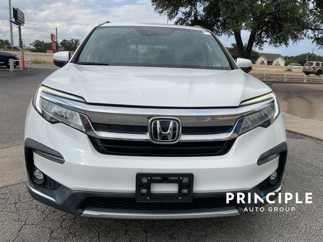 Photo of 2022 Platinum White Pearl Honda Pilot