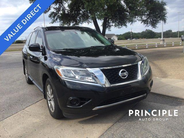 Photo of 2014 Super Black Nissan Pathfinder