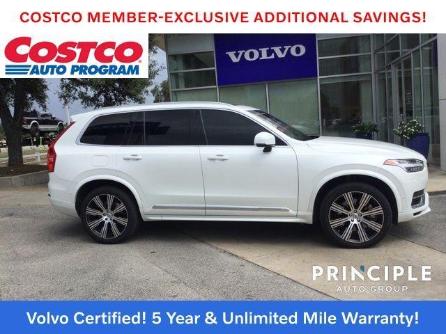 Photo of 2023 Crystal White Metallic Volvo XC90 Recharge Plug-In Hybrid