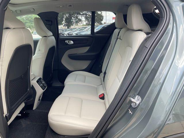 Photo of 2026 Forest Green Volvo XC40