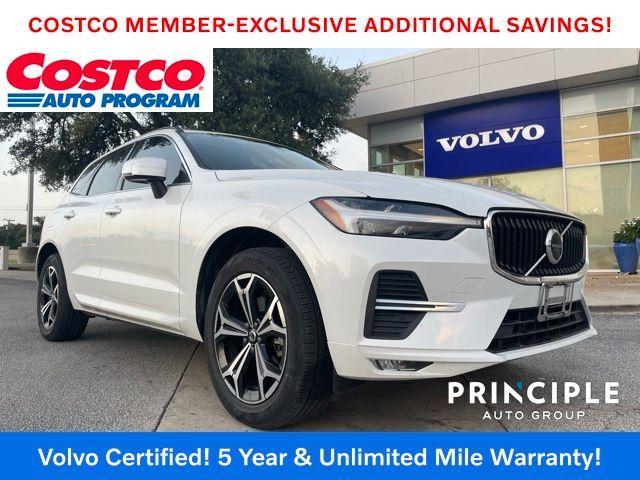 Photo of 2022 Crystal White Metallic Volvo XC60