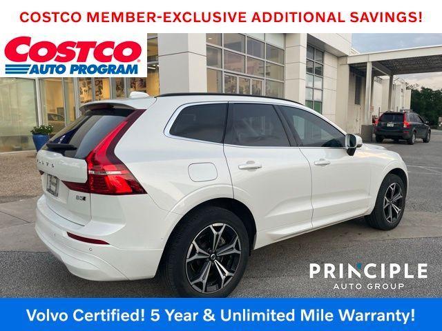 Photo of 2022 Crystal White Metallic Volvo XC60