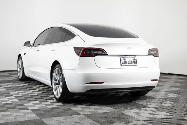 Photo of 2018 Pearl White Multi Tesla Model 3