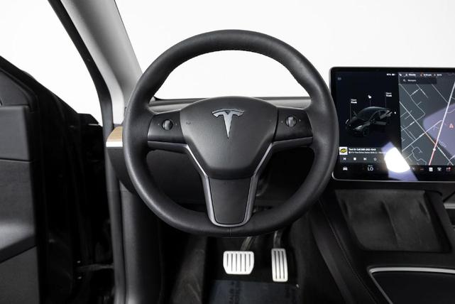 Photo of 2021 Black Tesla Model Y