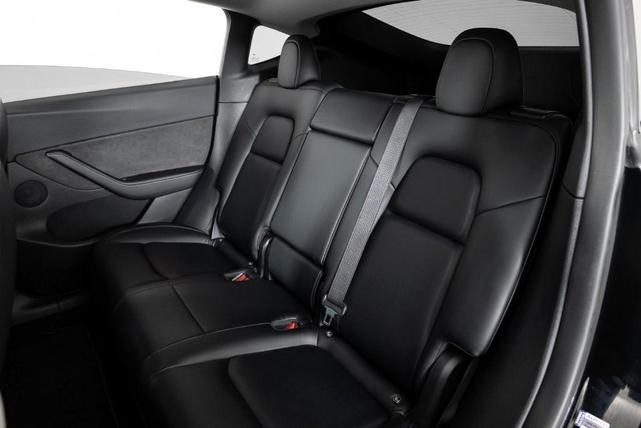 Photo of 2021 Black Tesla Model Y