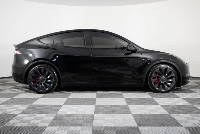 Photo of 2021 Black Tesla Model Y