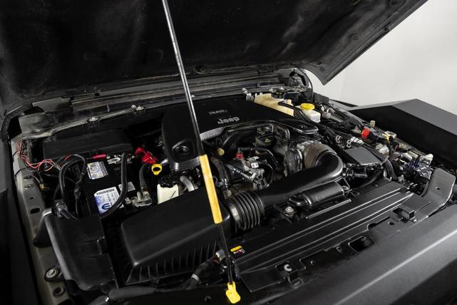 Photo of 2021 Gray Jeep Wrangler Unlimited