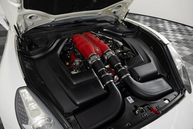 Photo of 2012 White Ferrari California