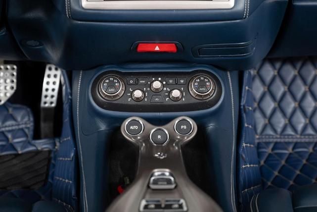 Photo of 2012 White Ferrari California
