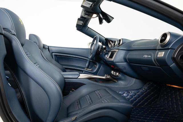 Photo of 2012 White Ferrari California
