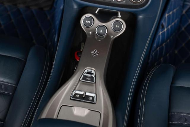 Photo of 2012 White Ferrari California
