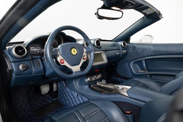 Photo of 2012 White Ferrari California