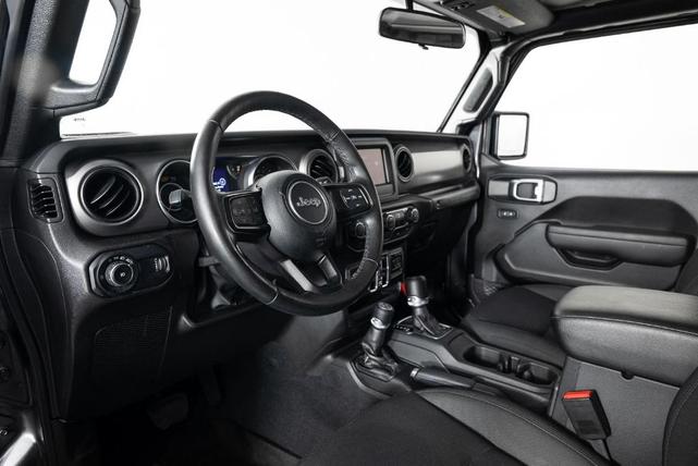 Photo of 2023 Black Jeep Wrangler
