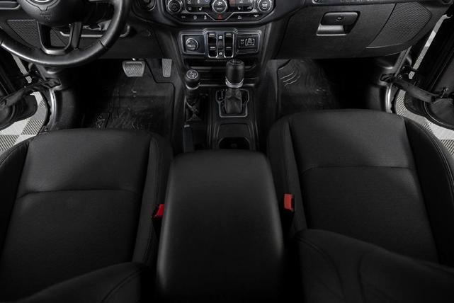 Photo of 2023 Black Jeep Wrangler