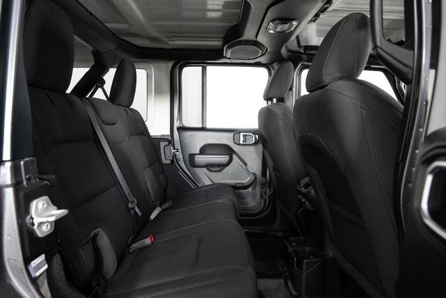 Photo of 2023 Black Jeep Wrangler