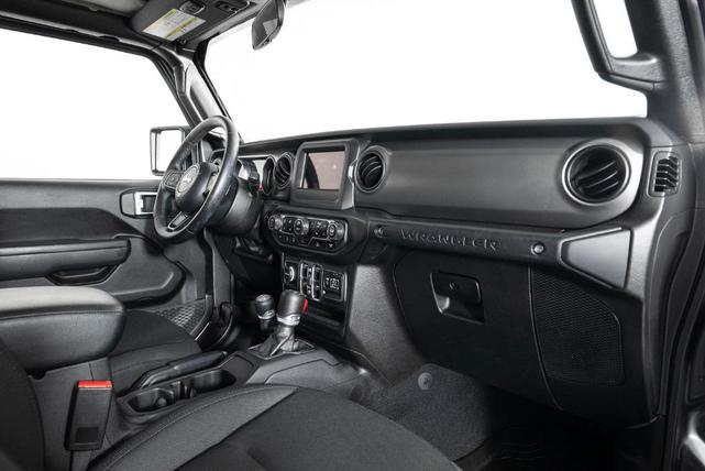 Photo of 2023 Black Jeep Wrangler