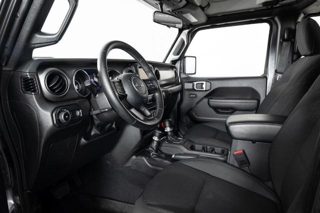 Photo of 2023 Black Jeep Wrangler
