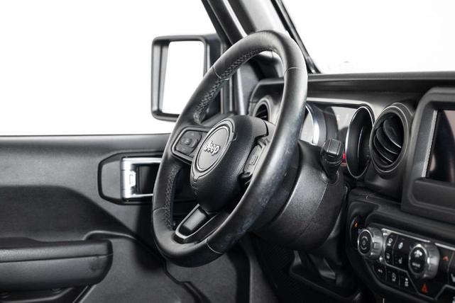 Photo of 2023 Black Jeep Wrangler