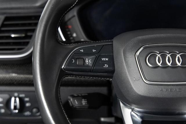 Photo of 2018 Navarra Blue Metallic Audi SQ5