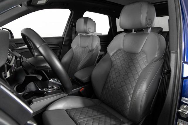Photo of 2018 Navarra Blue Metallic Audi SQ5