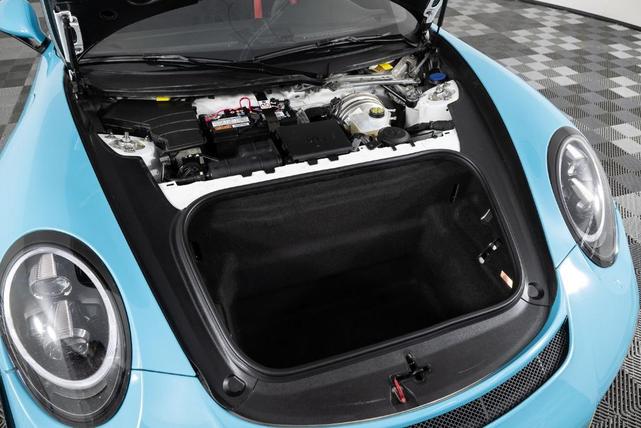 Photo of 2016 White Porsche 911