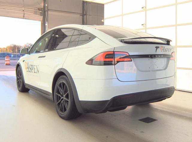 Photo of 2018 Pearl White Multi Tesla Model X