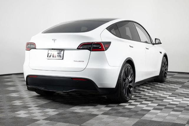 Photo of 2021 Pearl White Multi Tesla Model Y